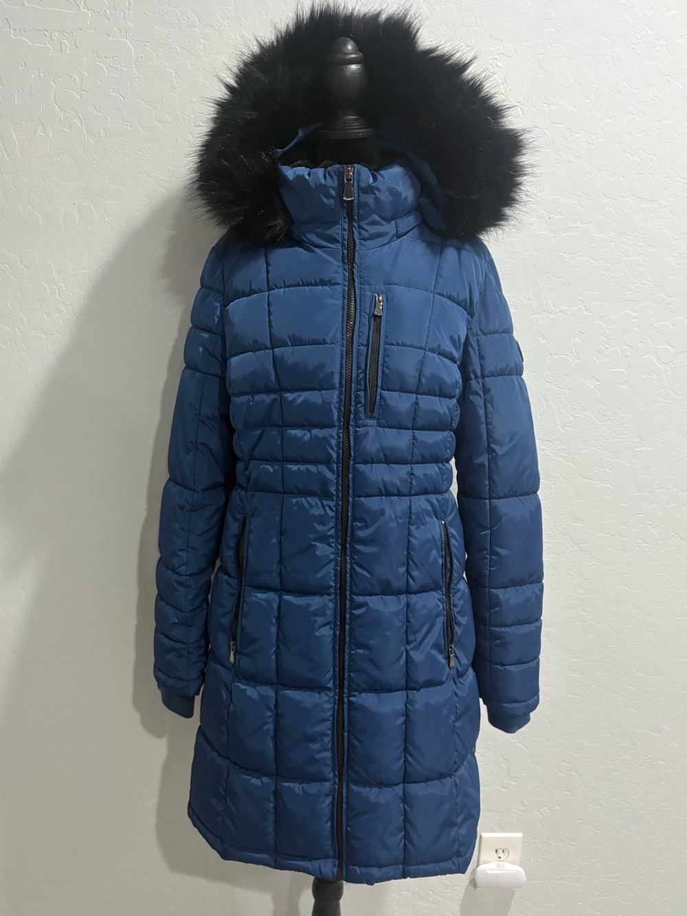 Women’s Calvin Klein Navy Quilted Puffer Coat with Faux Fur Trim Hood